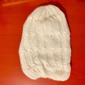 Staring at Stars white knit beanie